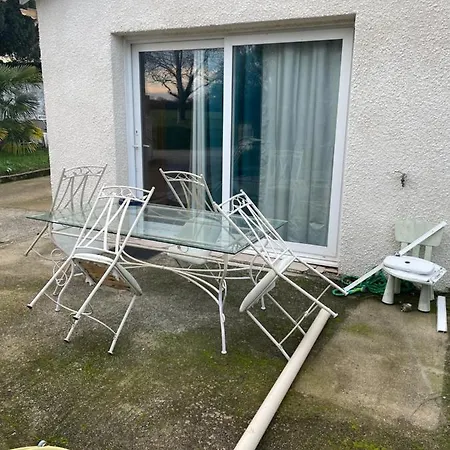 Maison T 2 Meuble Confort Proche Aeroport *